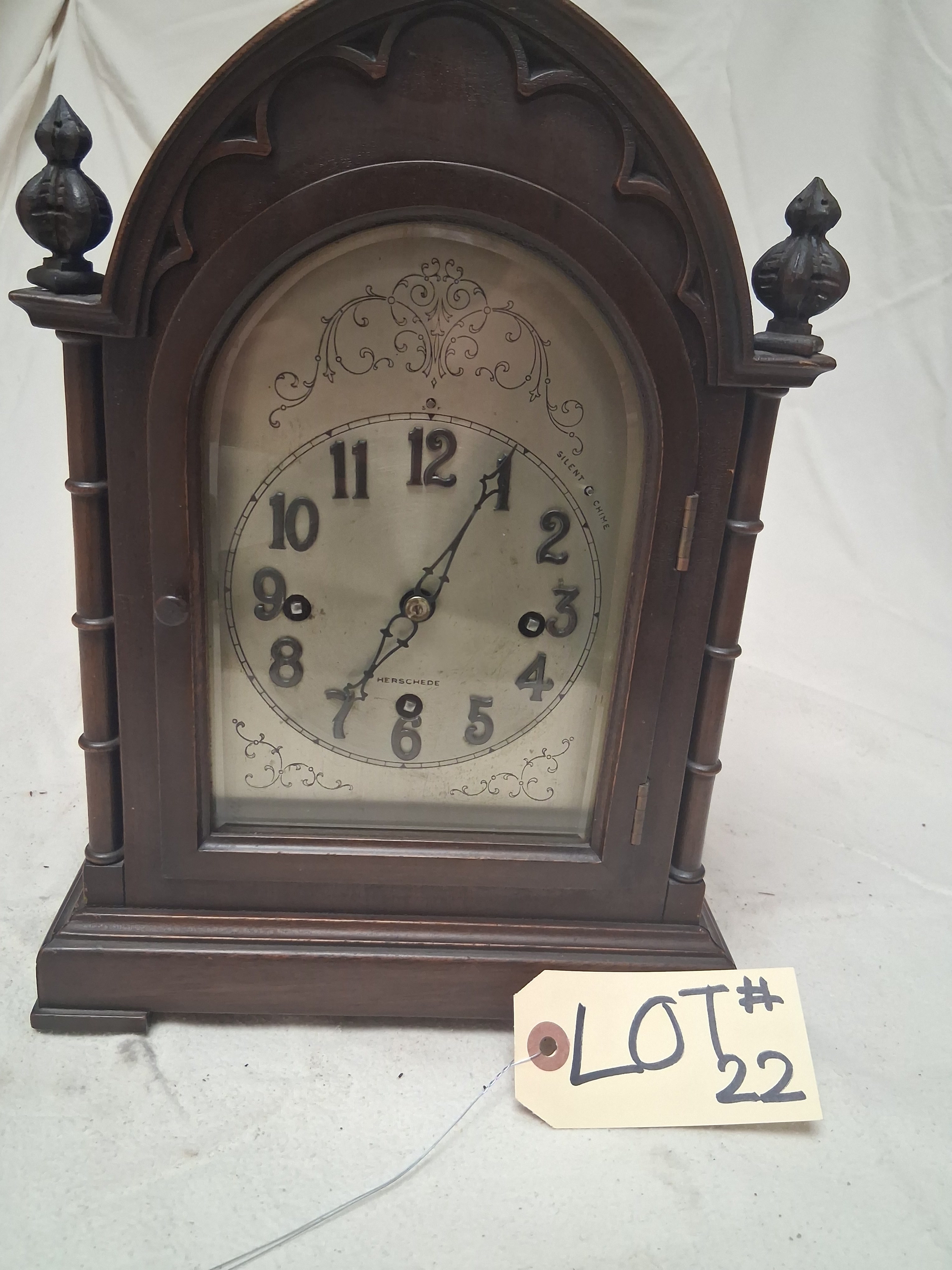 Actual catalog photograph of lot 22, a Herschede Model 20 Westminster mantel chime clock